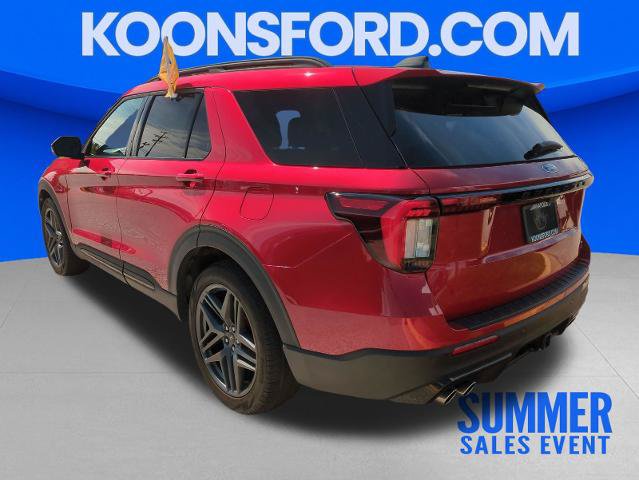 Certified 2025 Ford Explorer ST AWD/4WD image 3