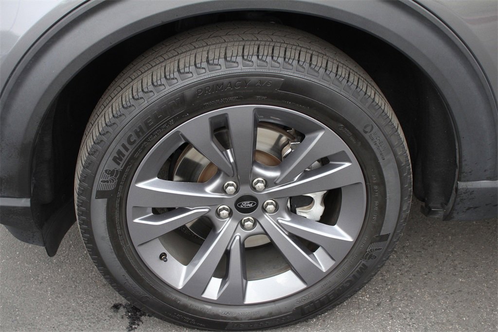 Certified 2023 Ford Explorer XLT w/ Equipment Group 202A image 14