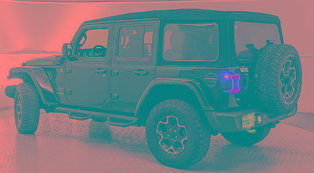 Used 2023 Jeep Wrangler Unlimited Rubicon 4xe AWD/4WD image 4