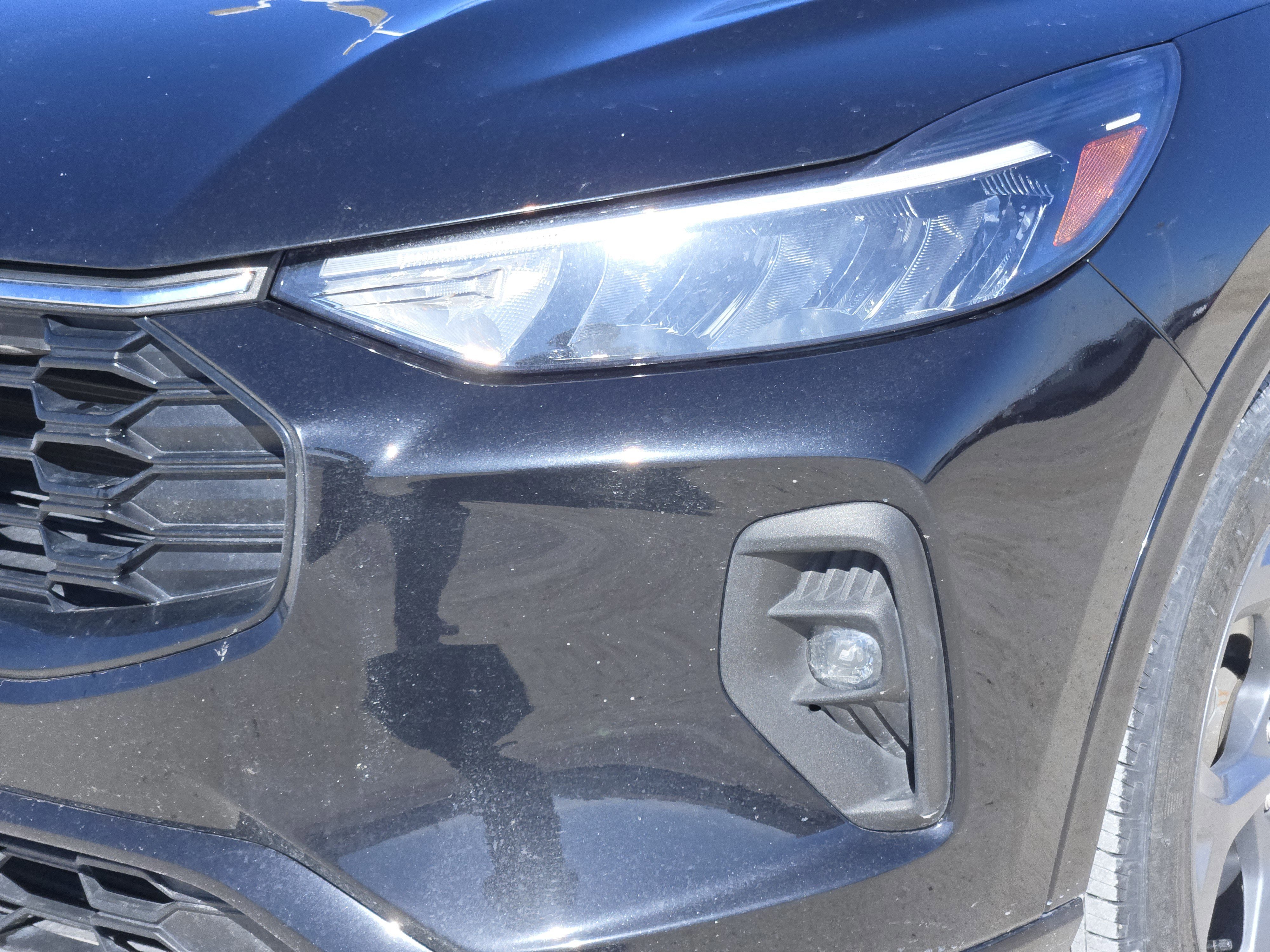 Certified 2023 Ford Escape ST-Line Select image 9