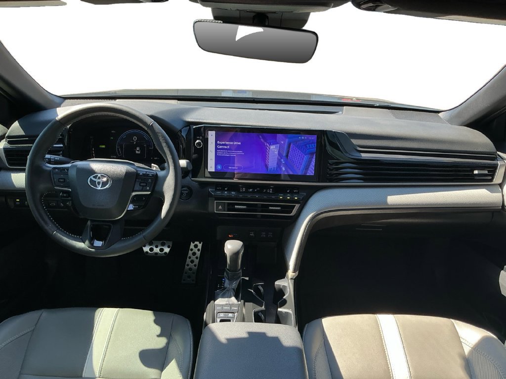 Used 2026 Toyota Camry SE w/ Multimedia Upgrade Package FWD image 17