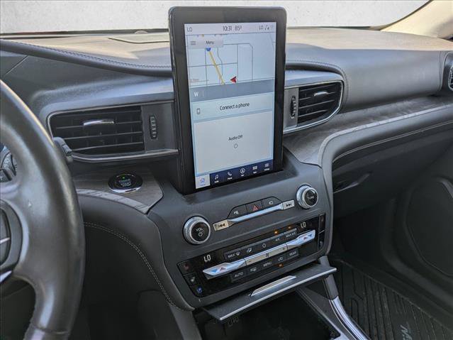 Certified 2020 Ford Explorer Platinum w/ Premium Technology Package AWD/4WD image 11