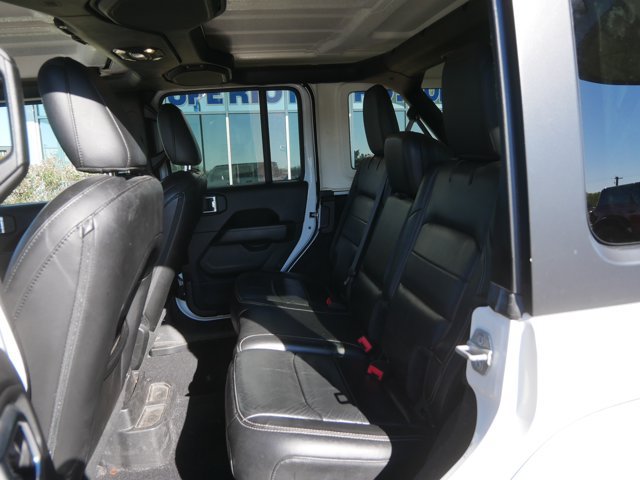Used 2020 Jeep Wrangler Unlimited Sahara AWD/4WD image 17