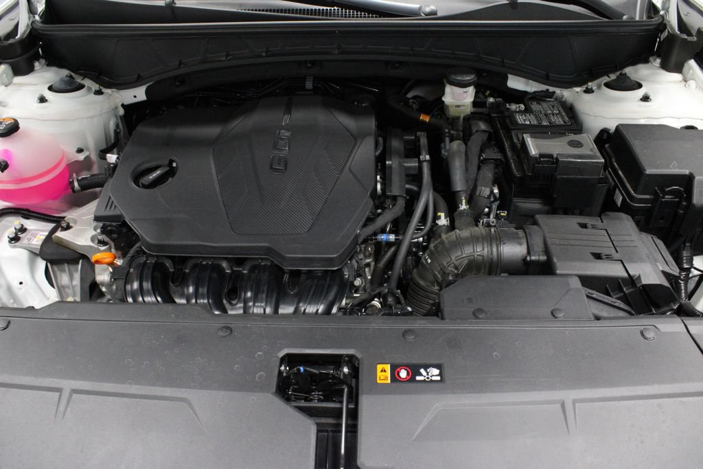 Used 2025 Hyundai Tucson SE FWD image 16