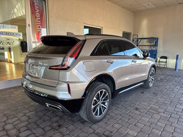 Used 2024 Cadillac XT4 Sport w/ Cold Weather Package FWD image 4