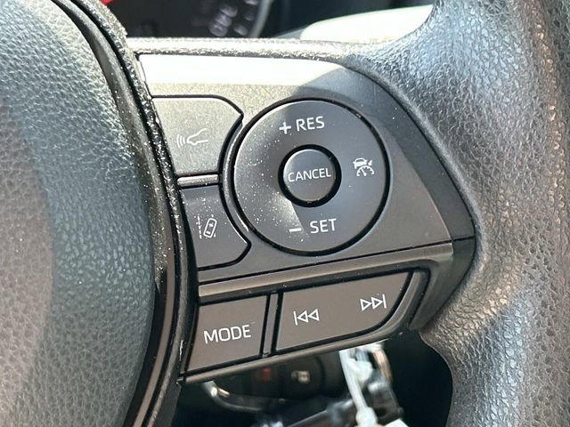 Used 2022 Toyota RAV4 LE FWD image 34