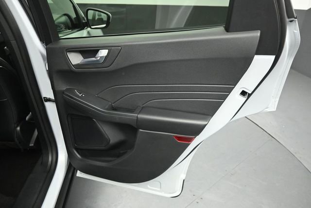Certified 2025 Ford Escape Platinum AWD/4WD image 44