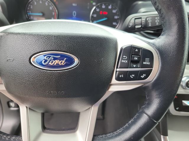 Certified 2023 Ford Explorer XLT w/ Equipment Group 202A RWD image 8
