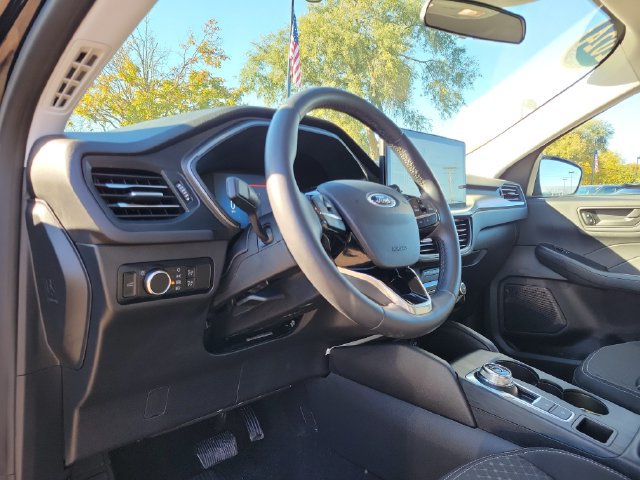 Certified 2024 Ford Escape Active w/ Tech Pack #1 AWD/4WD image 10