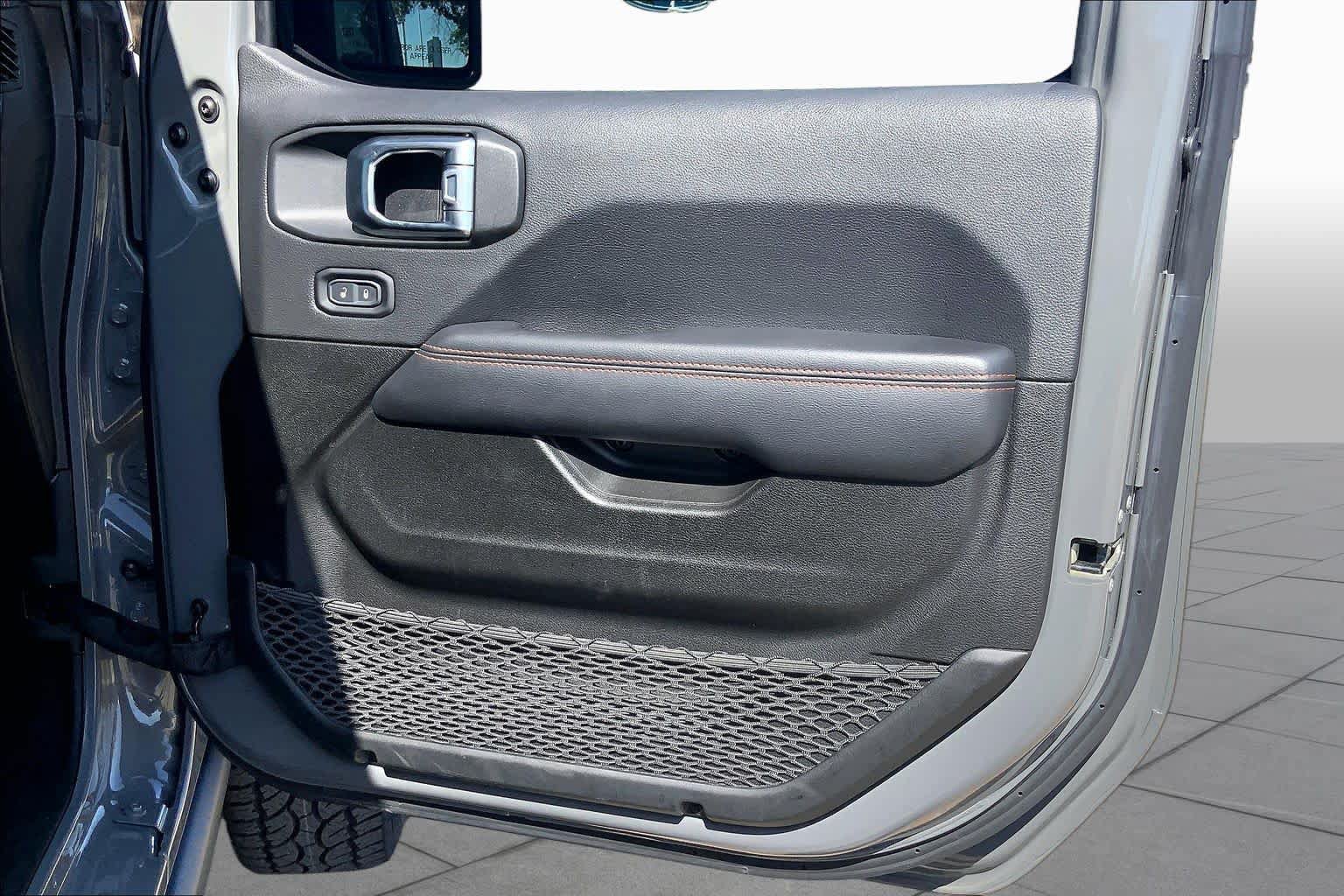 Used 2023 Jeep Gladiator Mojave w/ LED Lighting Group AWD/4WD image 23