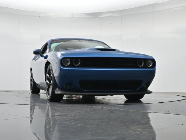 Used 2022 Dodge Challenger GT w/ Driver Convenience Group RWD image 38
