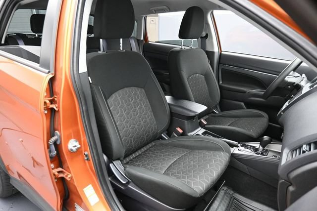 Used 2024 Mitsubishi Outlander Sport ES AWD/4WD image 28