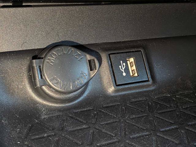 Used 2025 Toyota RAV4 XLE AWD/4WD image 21