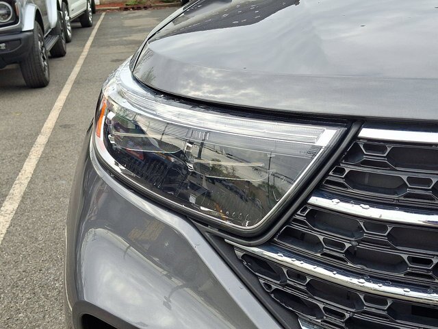Certified 2023 Ford Explorer XLT w/ Equipment Group 202A AWD/4WD image 20
