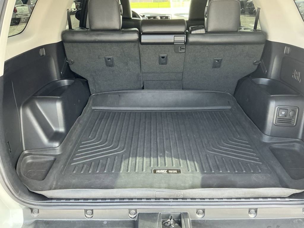 Used 2017 Toyota 4Runner Limited RWD image 19
