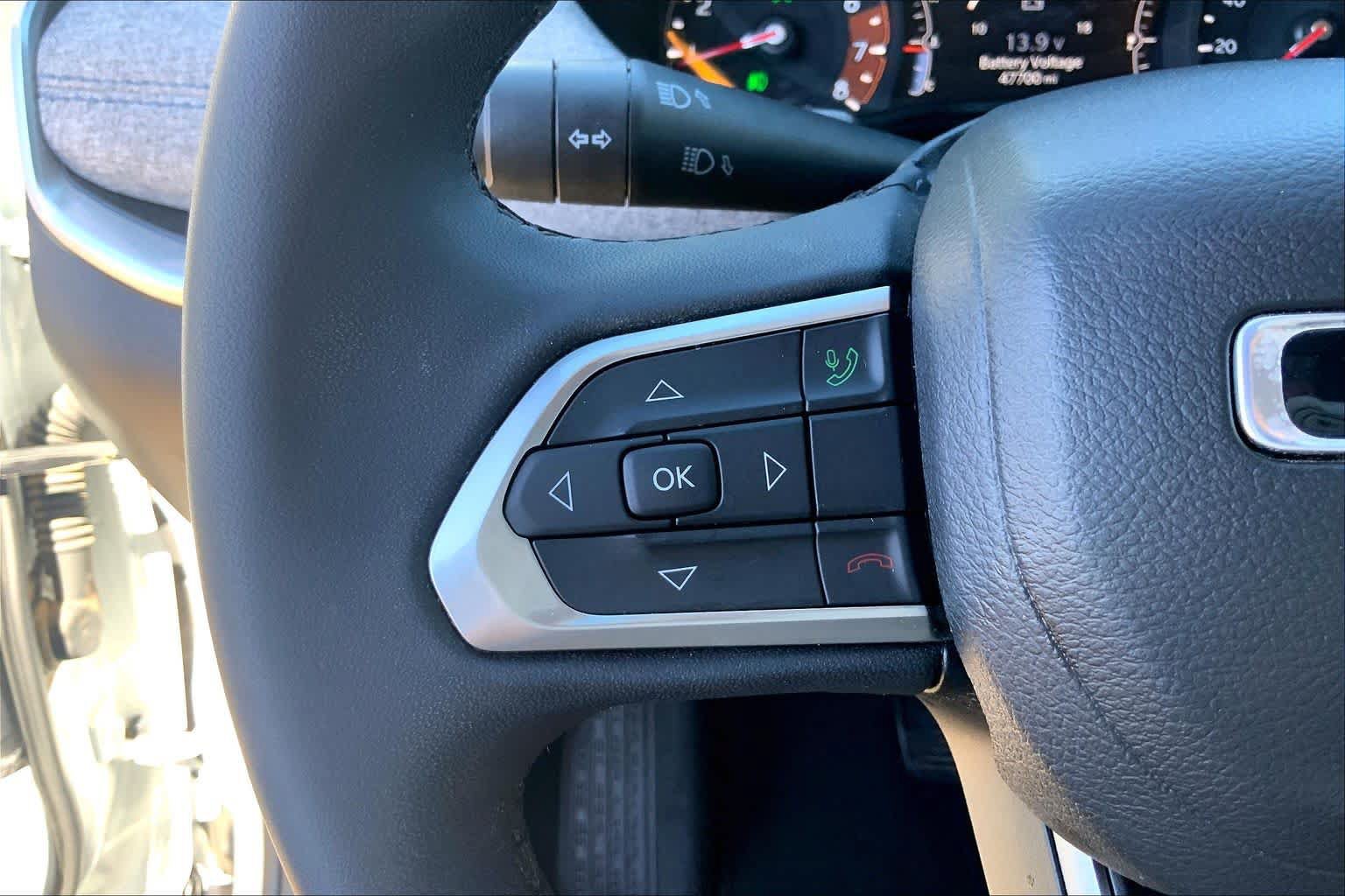 Used 2023 Jeep Compass Latitude AWD/4WD image 24