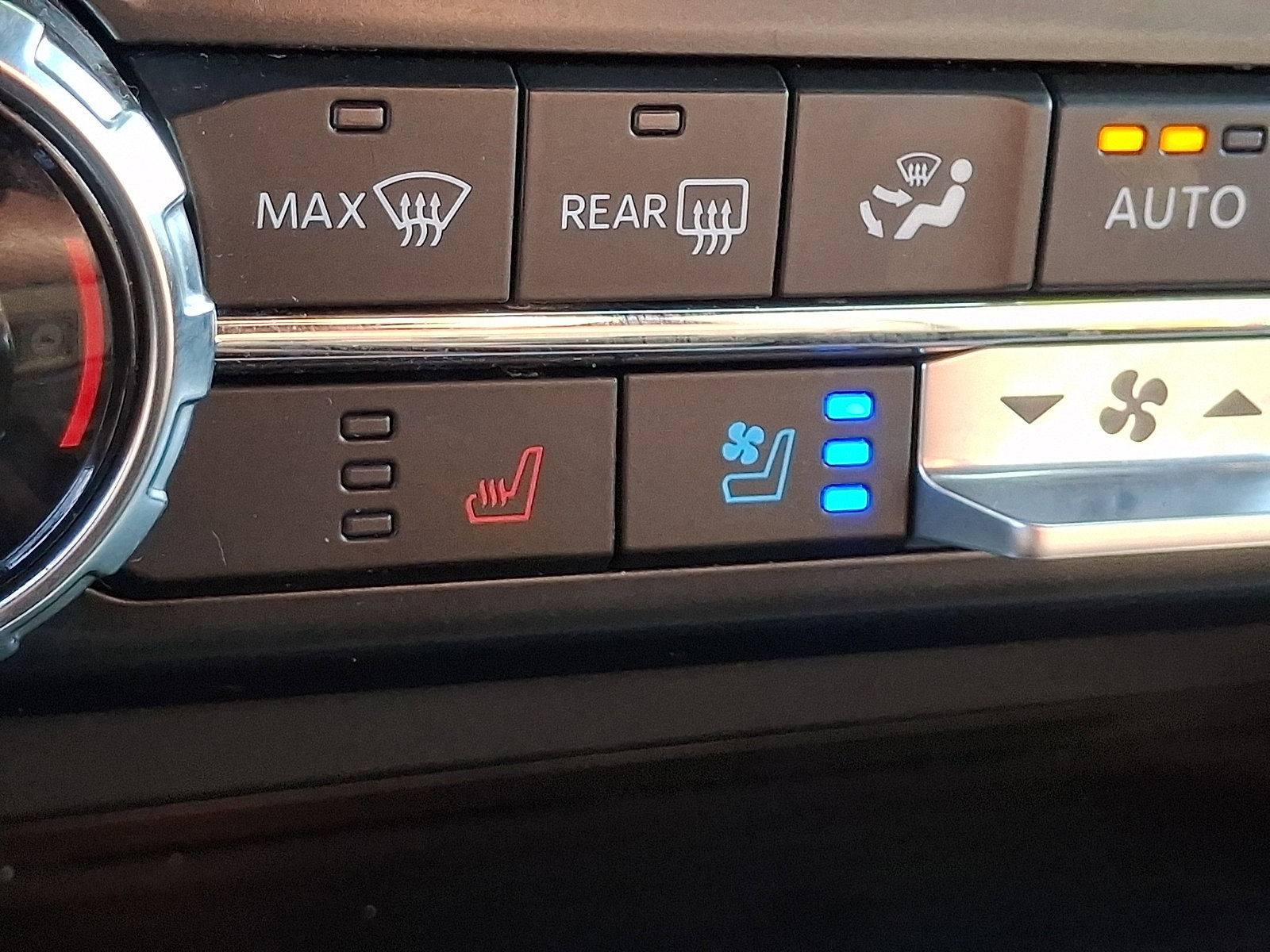 Certified 2023 Ford F150 Lariat w/ Equipment Group 502A High image 24