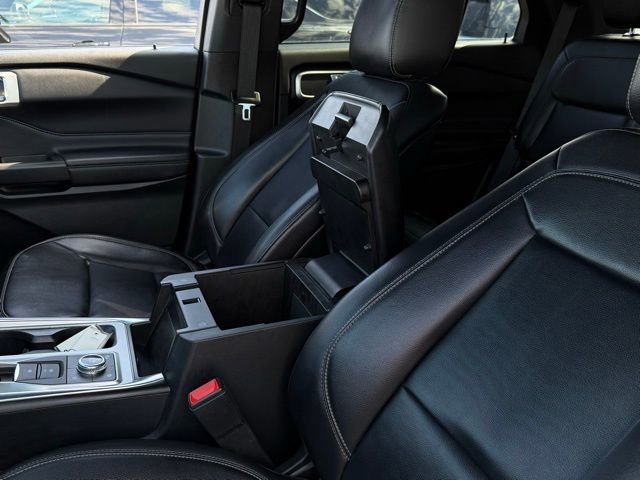 Certified 2020 Ford Explorer XLT w/ Equipment Group 202A image 36