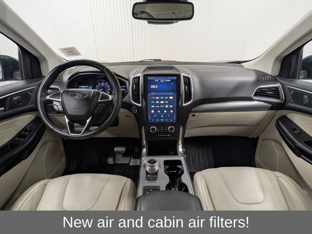 Certified 2022 Ford Edge Titanium w/ Equipment Group 301A AWD/4WD image 3