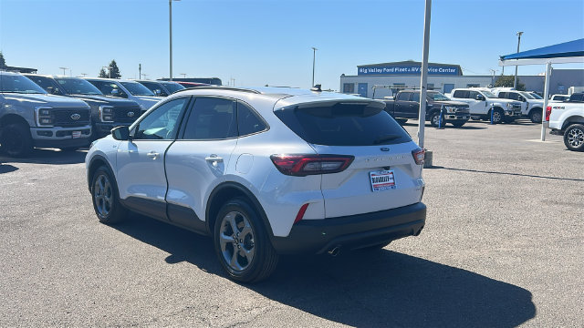 Certified 2025 Ford Escape ST-Line Select AWD/4WD image 5