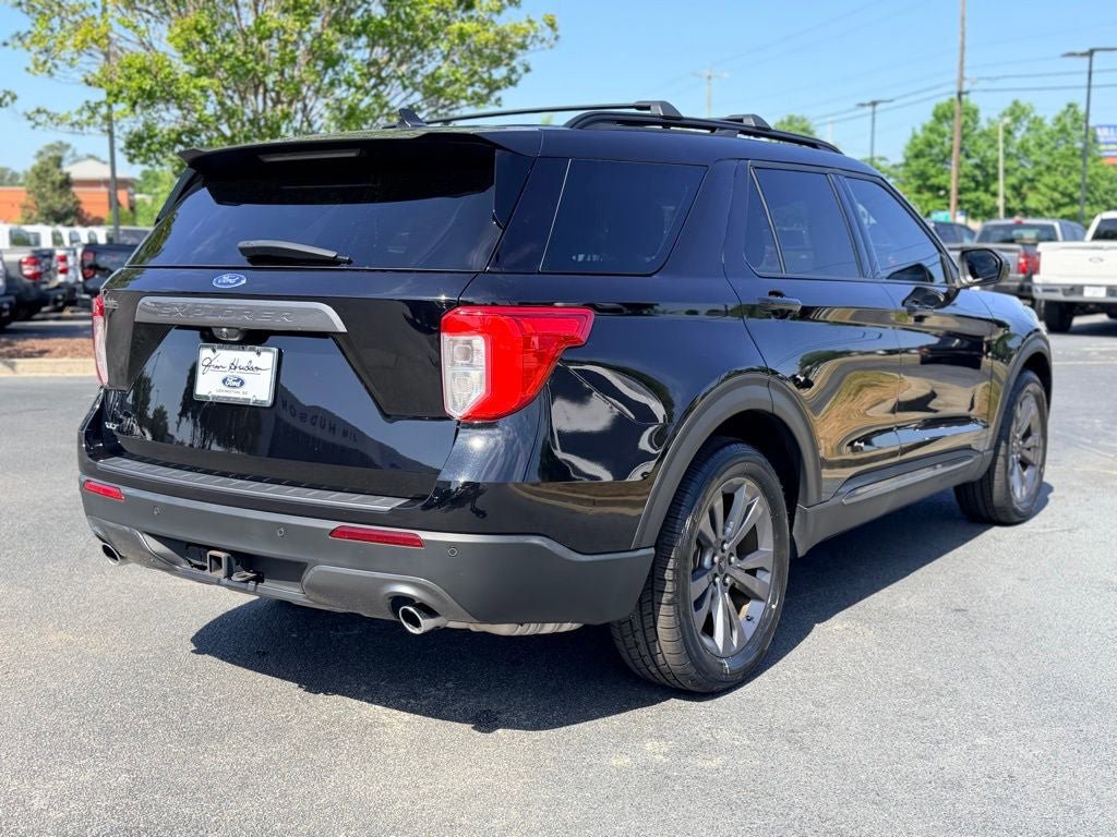 Certified 2023 Ford Explorer XLT w/ Equipment Group 202A RWD image 4