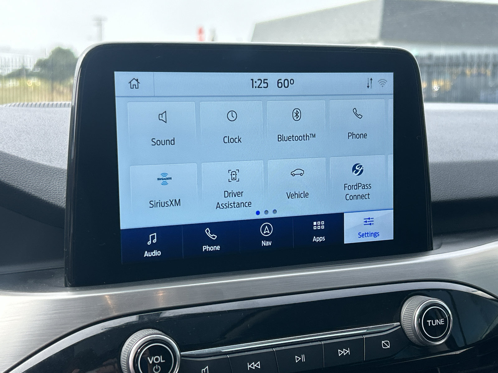 Certified 2021 Ford Escape Titanium AWD/4WD image 24