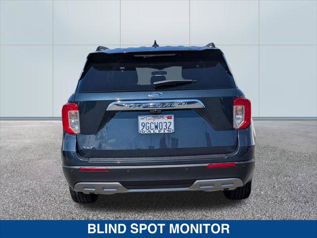 Certified 2023 Ford Explorer XLT w/ Equipment Group 202A RWD image 4