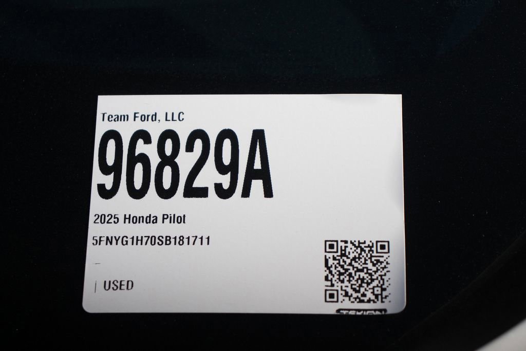 Used 2025 Honda Pilot Touring image 31