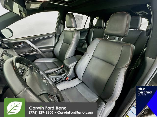 Used 2018 Toyota RAV4 SE image 23