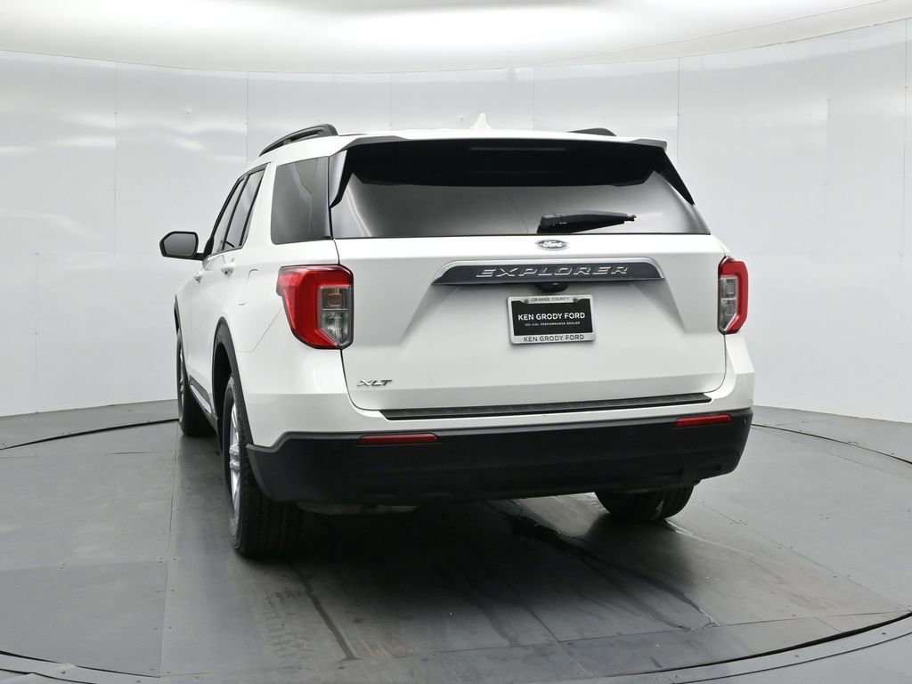 Certified 2023 Ford Explorer XLT image 18