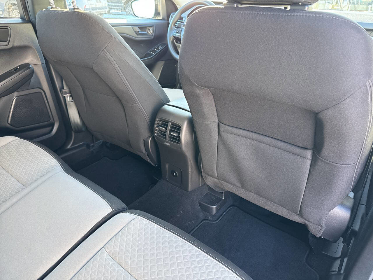 Certified 2025 Ford Escape Active image 12