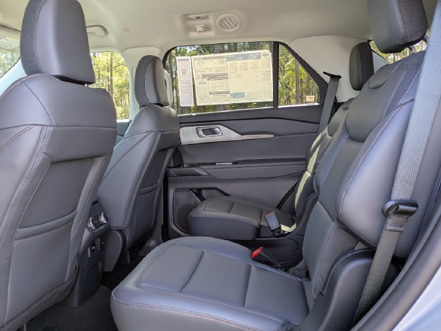 Certified 2026 Ford Explorer Active w/ Active Comfort Package RWD image 14