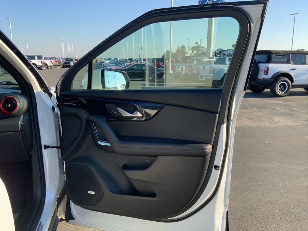 Used 2023 Chevrolet Blazer RS w/ Driver Confidence II Package image 24