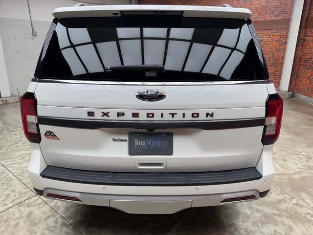 Certified 2024 Ford Expedition Timberline image 4