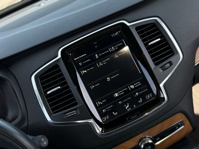 Used 2022 Volvo XC90 T6 Momentum w/ Climate Package image 37