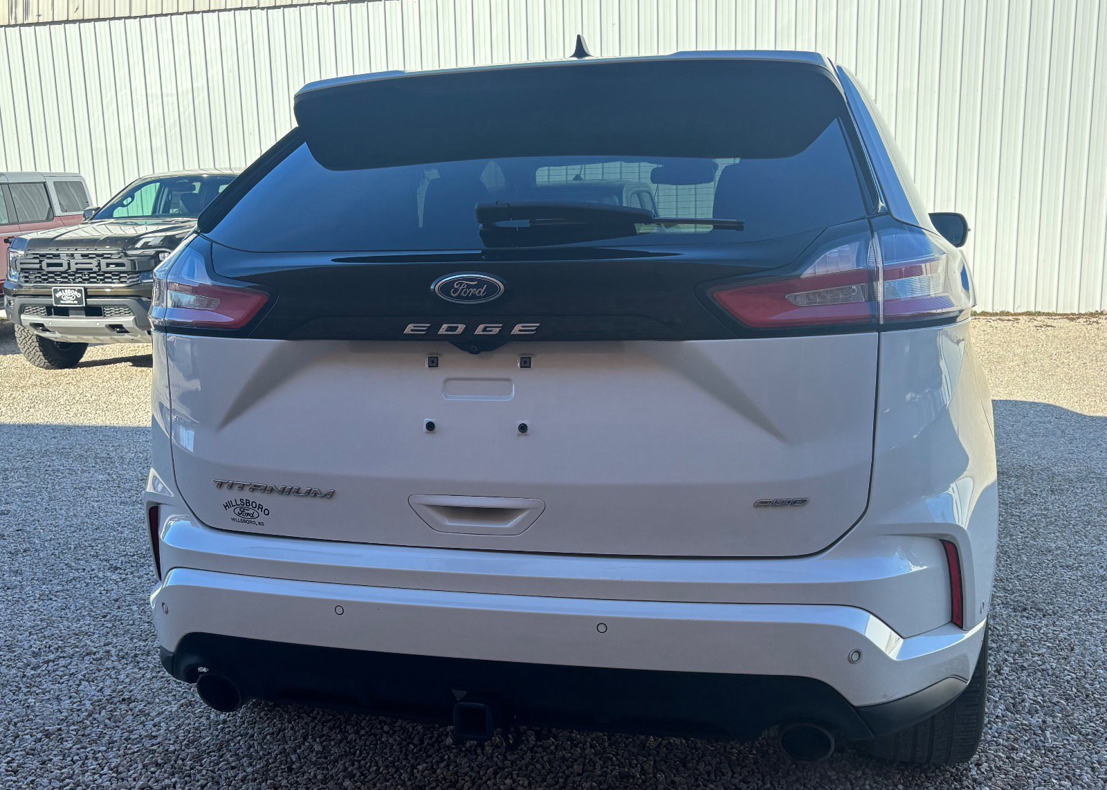 Certified 2022 Ford Edge Titanium w/ Equipment Group 301A image 3