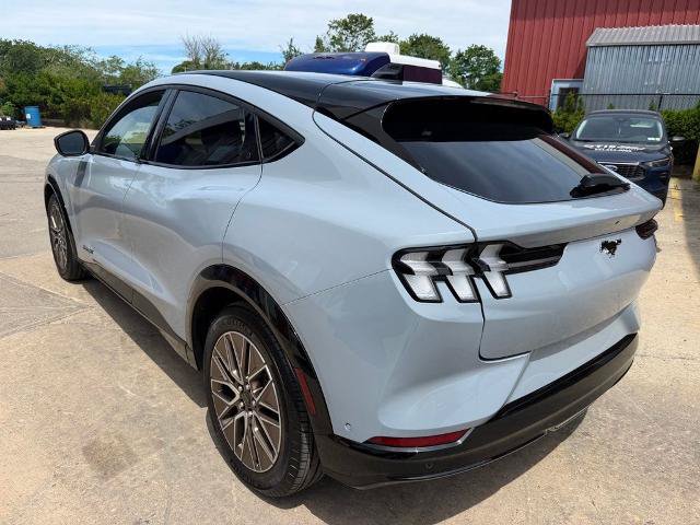 Certified 2024 Ford Mustang Mach-E Premium AWD/4WD image 4