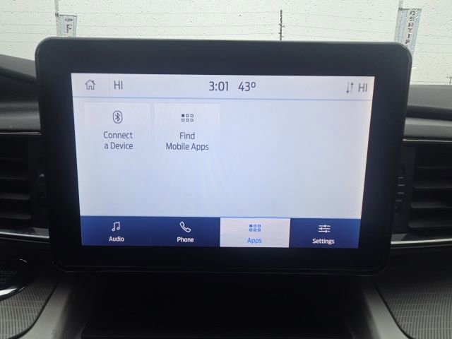 Certified 2022 Ford Explorer XLT w/ Equipment Group 202A image 32