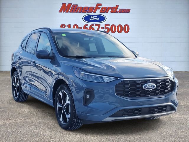 Certified 2023 Ford Escape ST-Line Select w/ Tech Pack #2 image 4