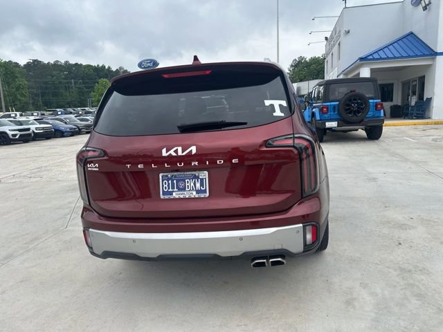 Used 2023 Kia Telluride EX w/ EX Captain's Chair Package FWD image 14