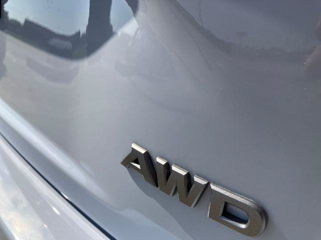 Used 2024 Nissan Altima 2.5 SR AWD/4WD image 12