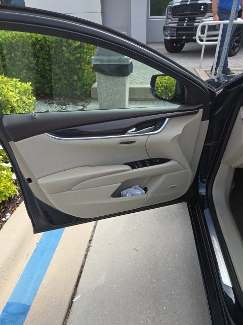 Used 2017 Cadillac XTS Luxury w/ Driver Awareness Package image 5