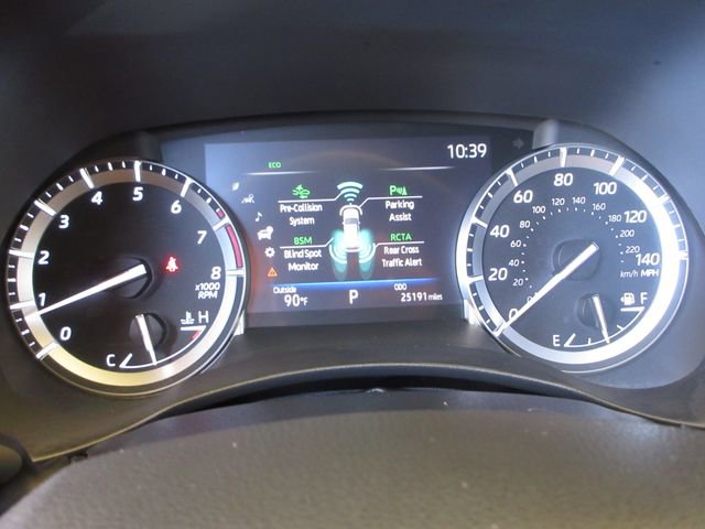 Used 2022 Toyota Highlander Platinum FWD image 17