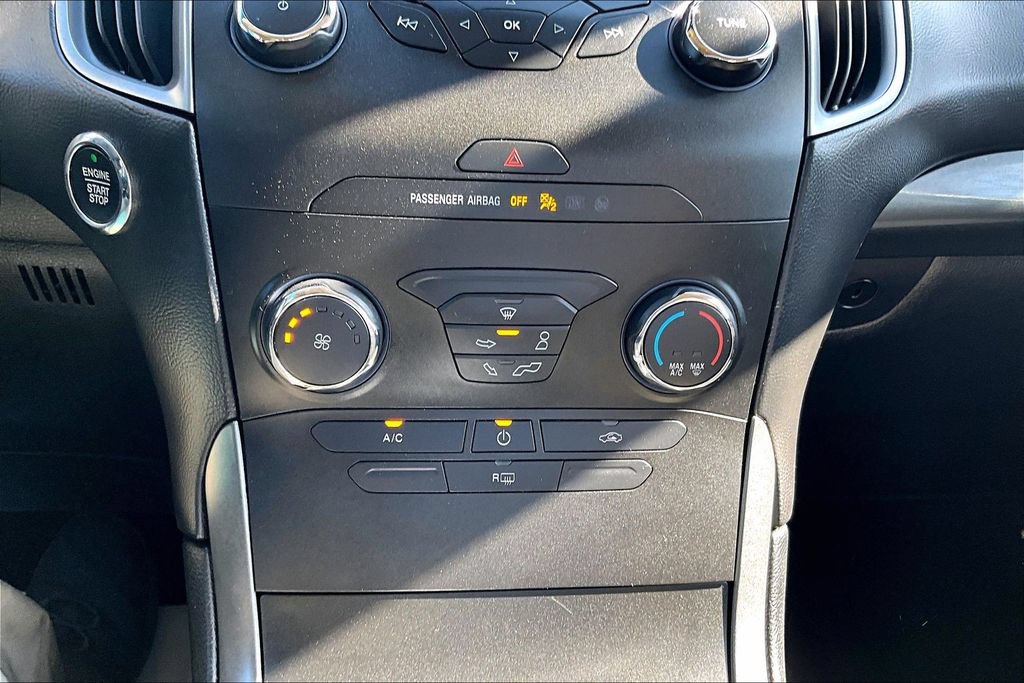 Certified 2019 Ford Edge SE FWD image 30