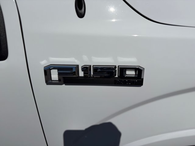 Certified 2019 Ford F150 XLT w/ Equipment Group 302A Luxury AWD/4WD image 24