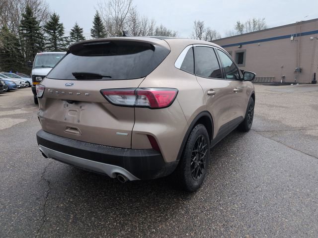 Certified 2020 Ford Escape SE image 3