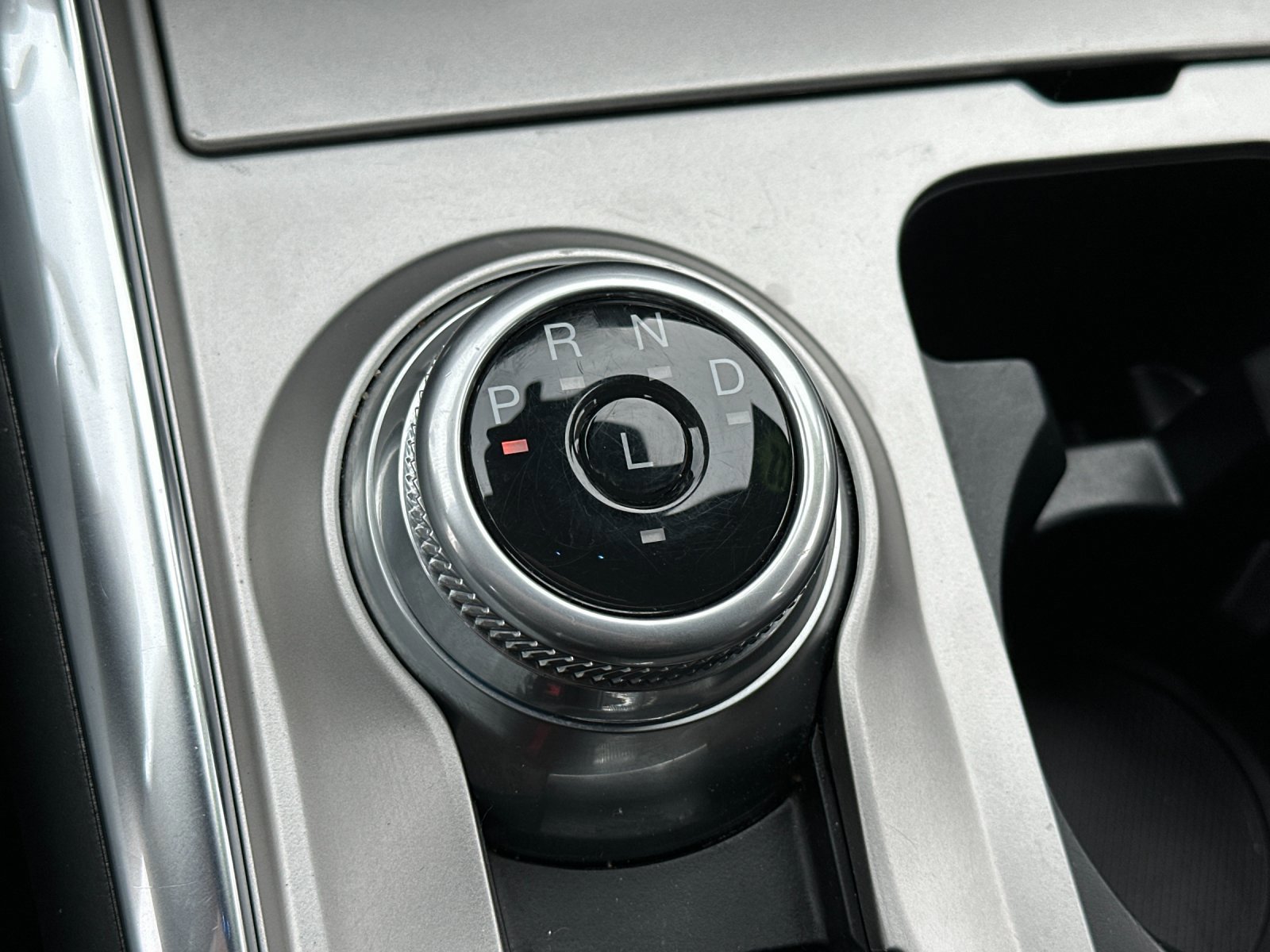 Certified 2022 Ford Explorer XLT w/ Equipment Group 202A image 23