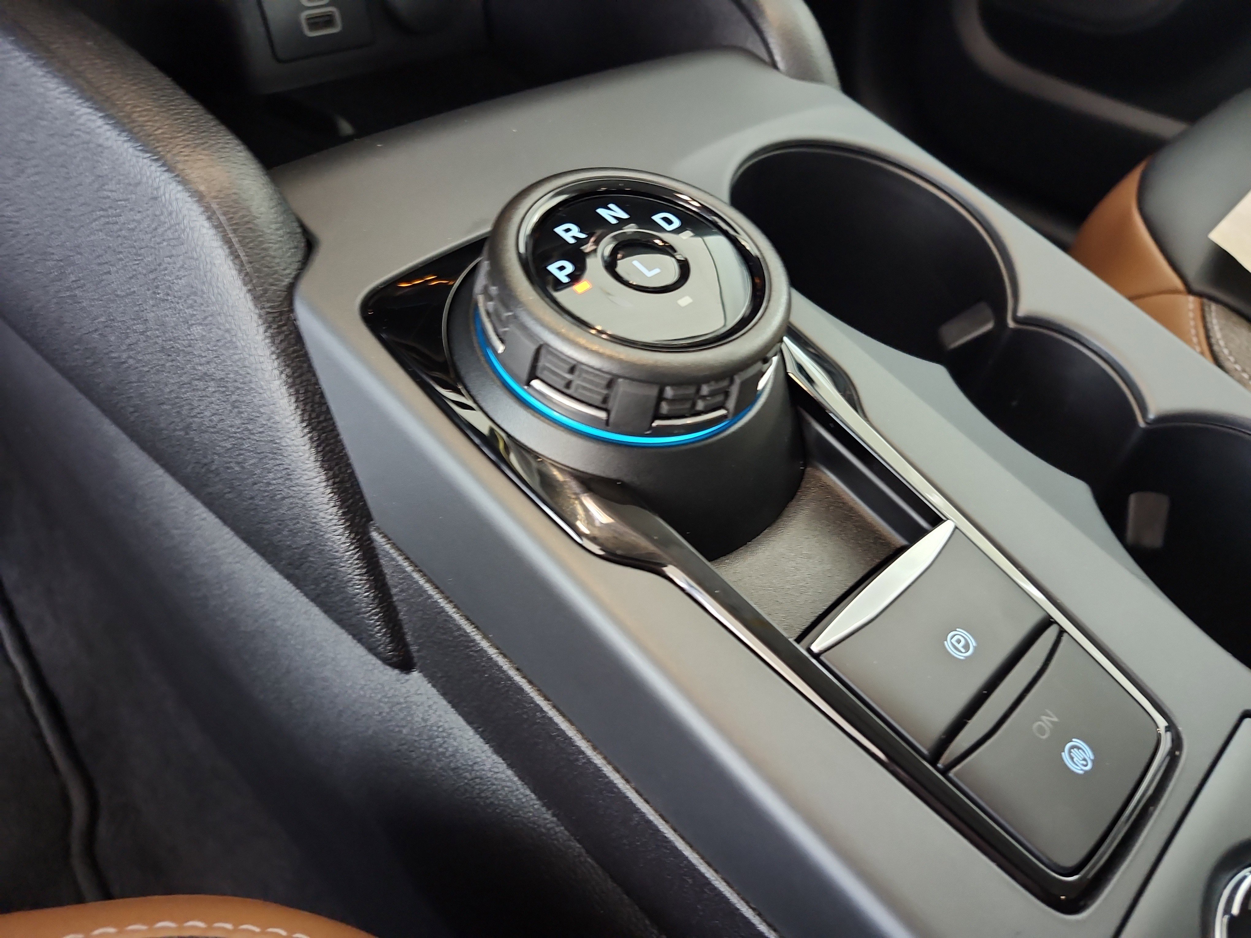 Certified 2024 Ford Bronco Sport Outer Banks w/ Tech Package image 14