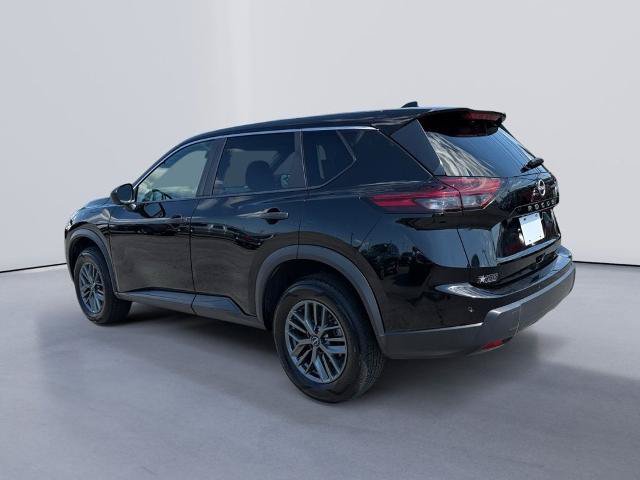 Used 2024 Nissan Rogue S FWD image 5