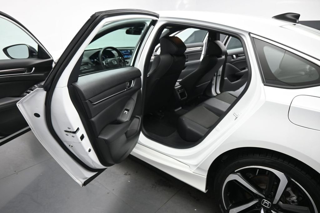 Used 2022 Honda Accord Sport image 16